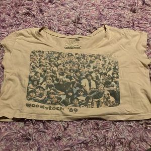 Woodstock flowy crop
